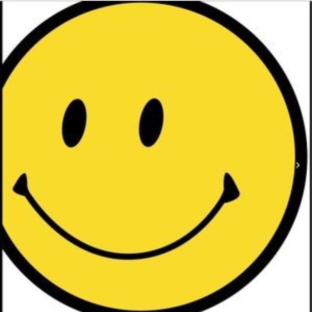 Welcome, Poshers! 🌙✨🙌🏻 - Picture 5 of 8